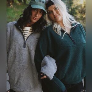 skull house designs warm & fuzzy zip